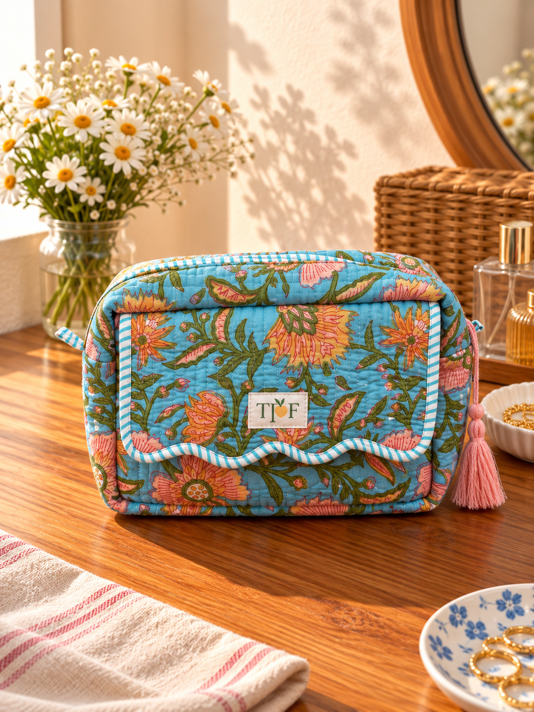 Sunday Wash Bag